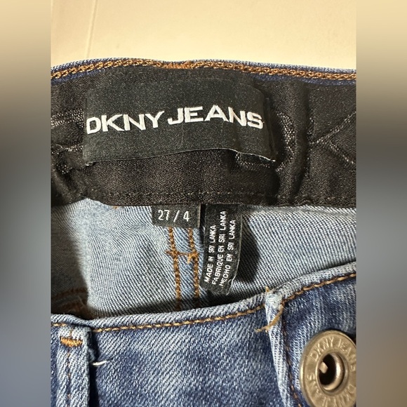 DKNY Bleecker Shaping Skinny Jeans Size 27/4 - Picture 4 of 7